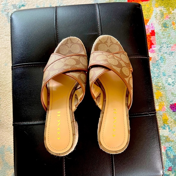 Coach Espadrilles - Picture 1 of 2